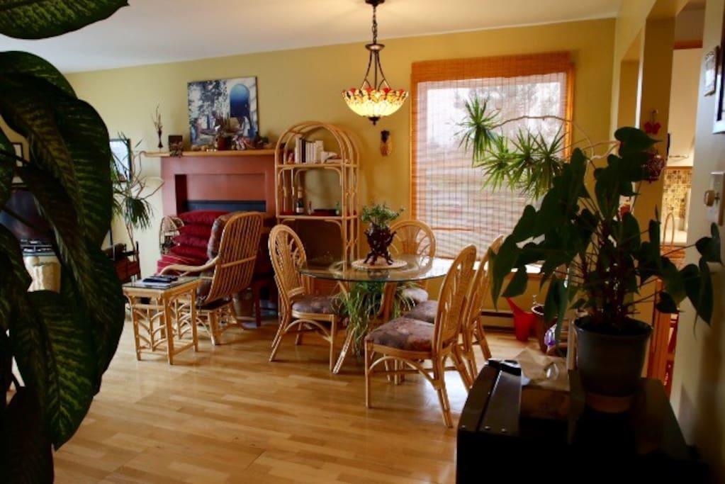 Magog Lovely Vacation Home Екстериор снимка